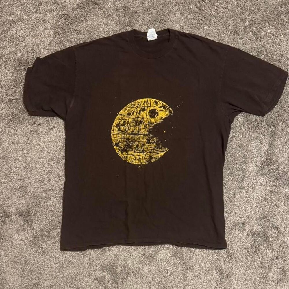 Delta-pro-weight Men's Brown and Black T-shirt